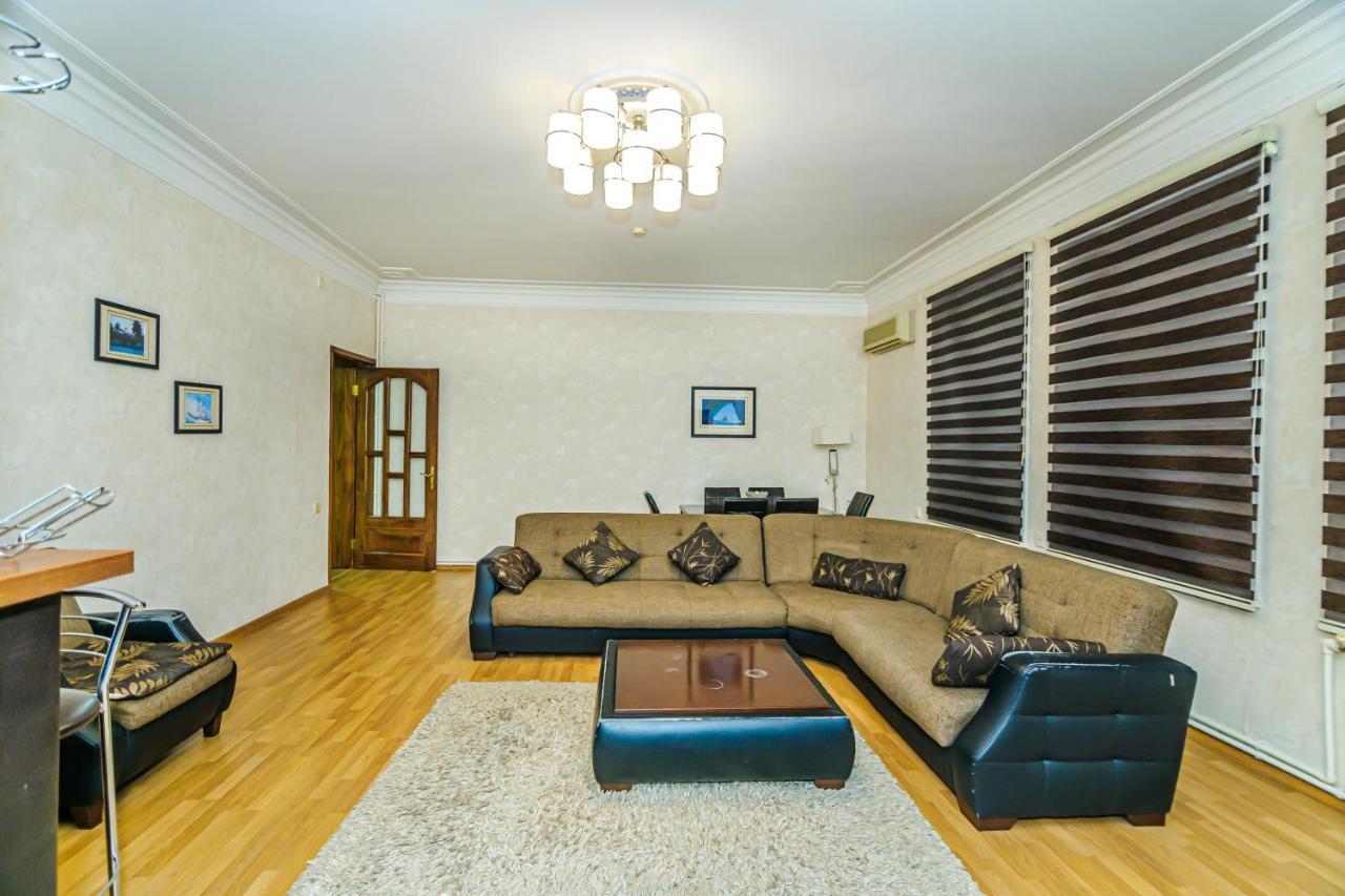 Modern Apartment Baku Exteriör bild