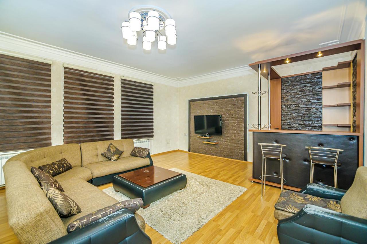 Modern Apartment Baku Exteriör bild